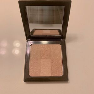 NWOT Bobbi Brown Brightening Brick - Naked